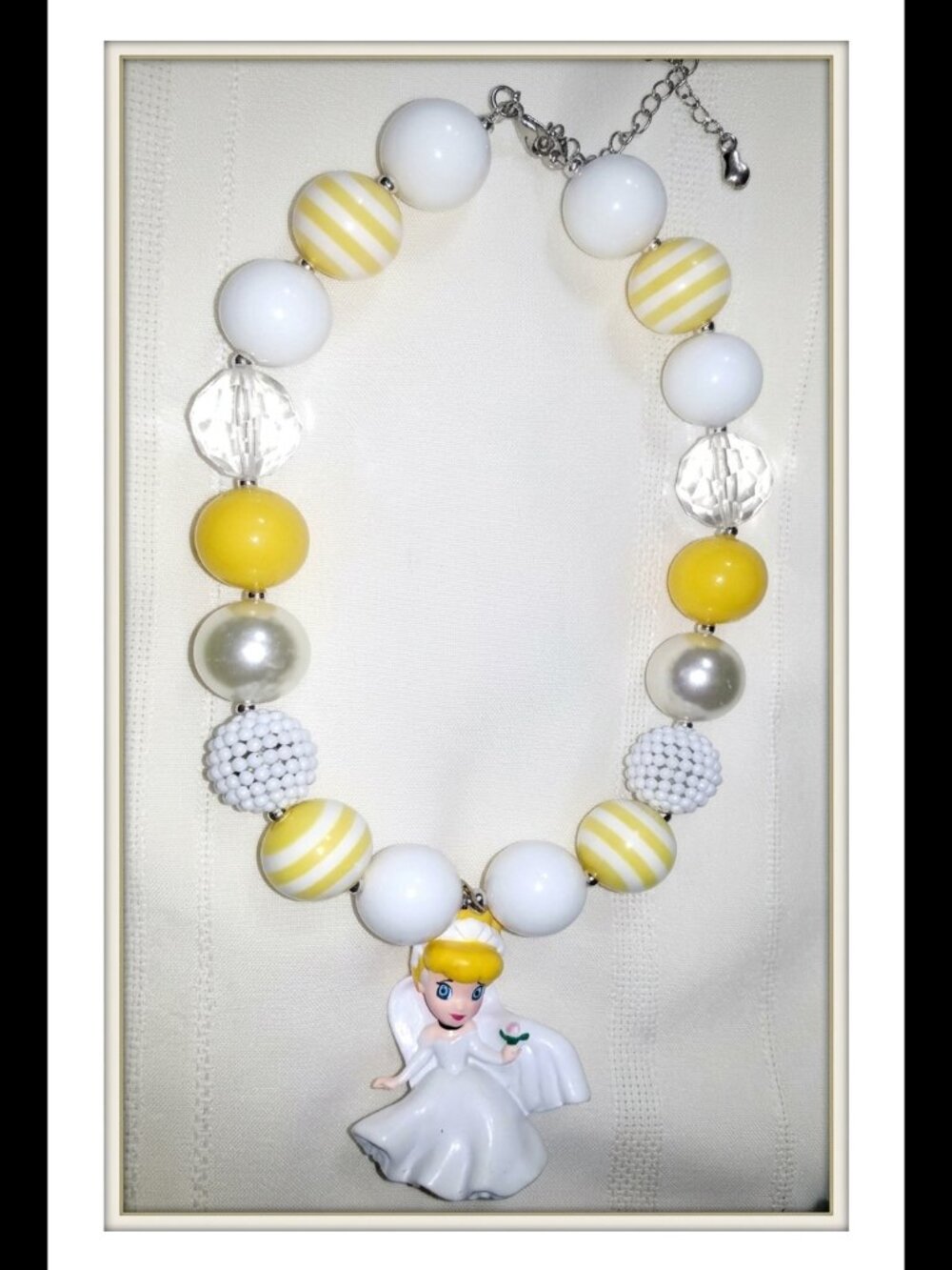 Cinderella yellow/white chunky beaded necklace, 16 + 2 inch